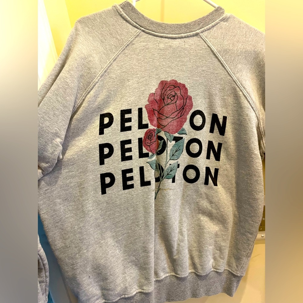 Peloton Grey Crew Neck sz S